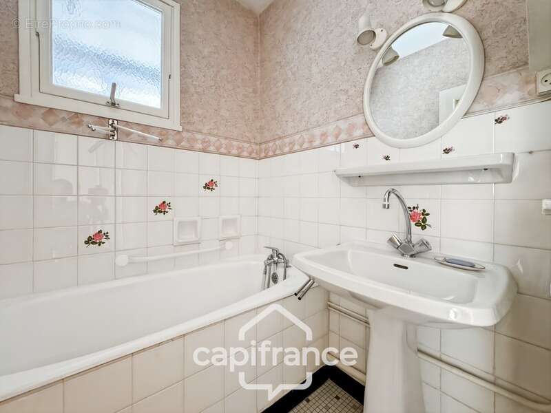 Appartement à CHATENOY-LE-ROYAL