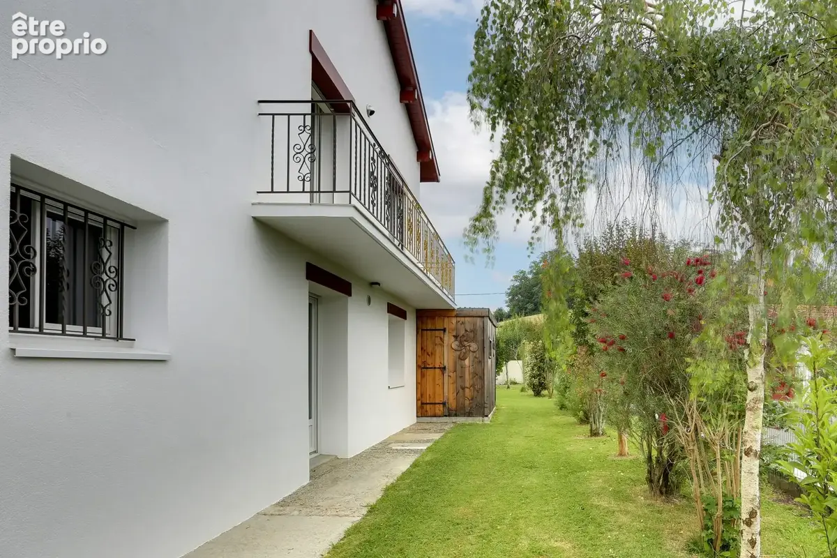 Maison 9 pièces 249 m² à vendre à Villefranque (64990) - photo 9