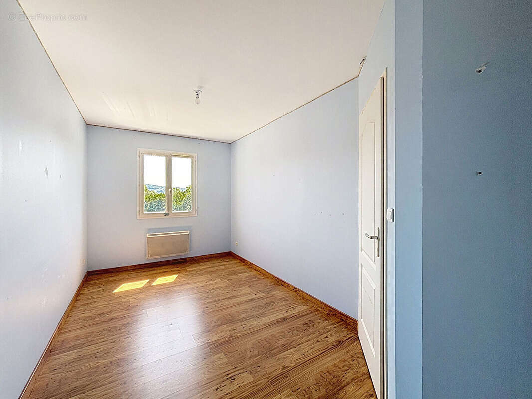 Maison à SAINT-VULBAS