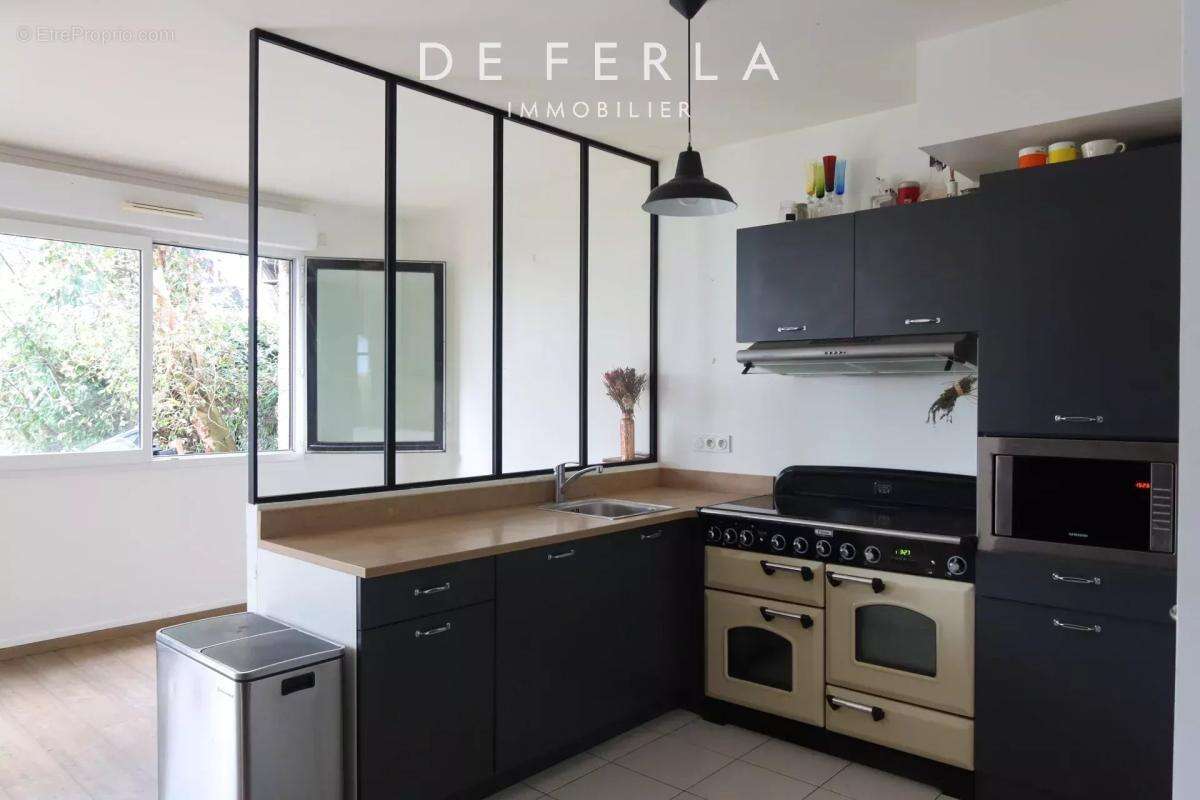 Appartement à ISSY-LES-MOULINEAUX