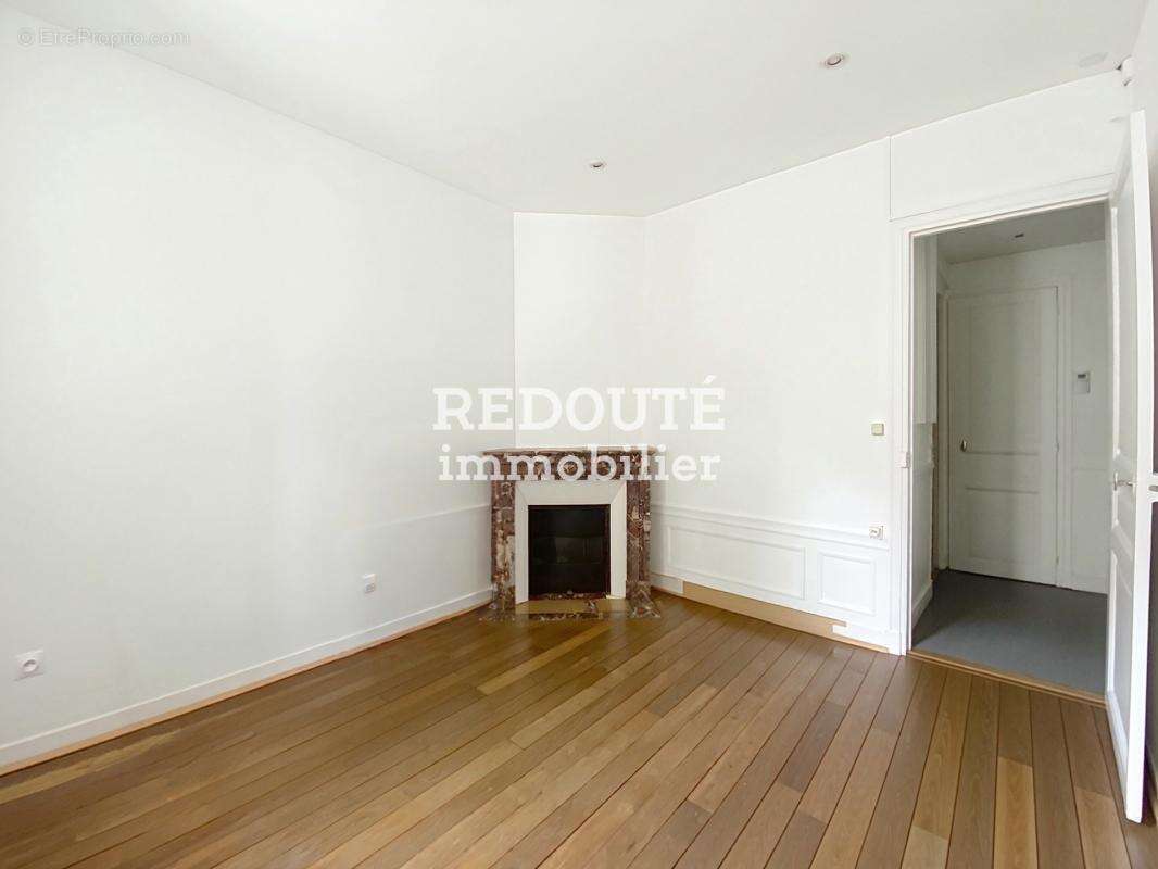 À vendre: appartement type 3 - centre ville - photo 2