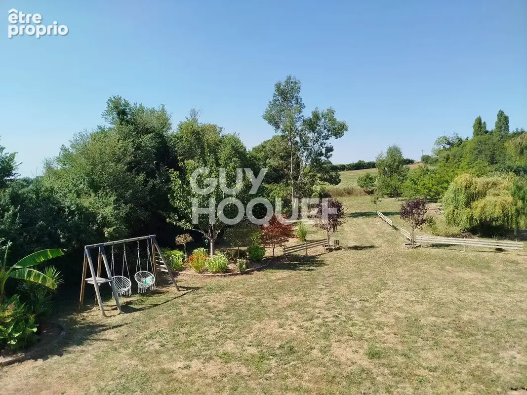 Lantic : a vendre maison recente sur grand terrain ! - photo 5