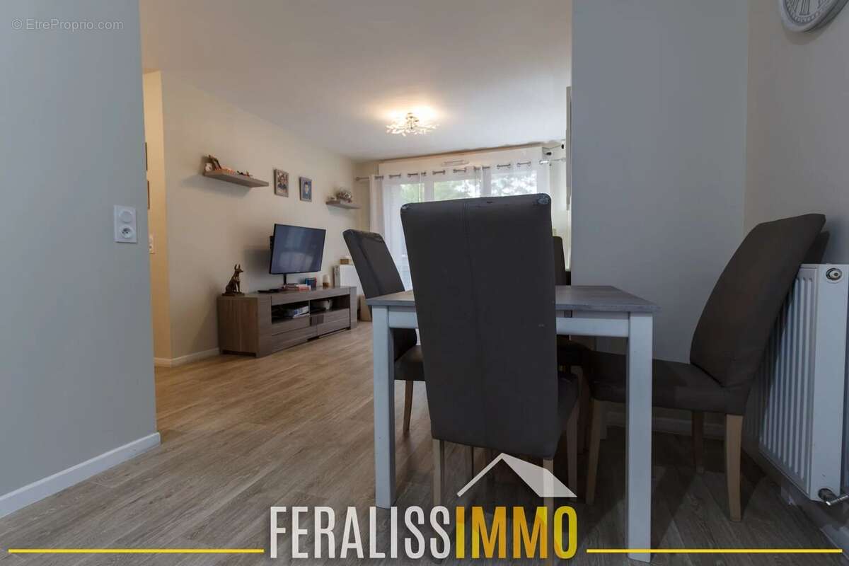 Appartement à JOUY-LE-MOUTIER