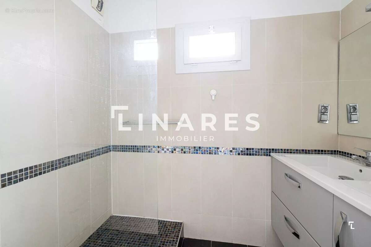 Appartement à MARSEILLE-12E