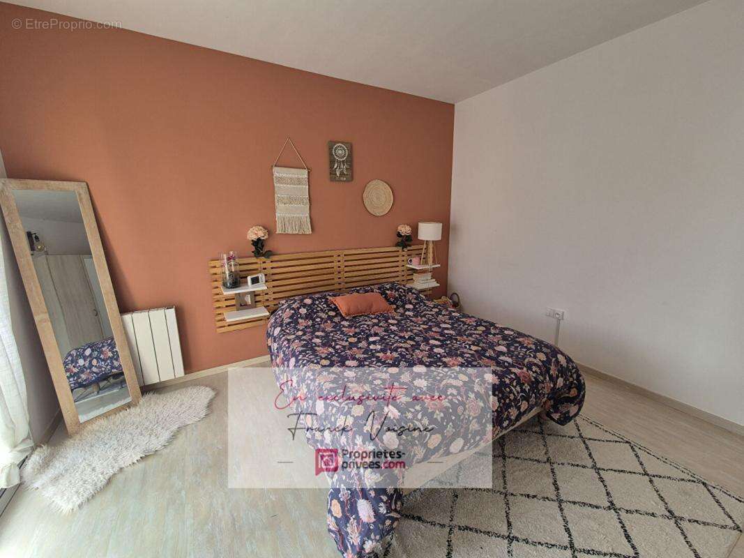 Maison à LES HERBIERS