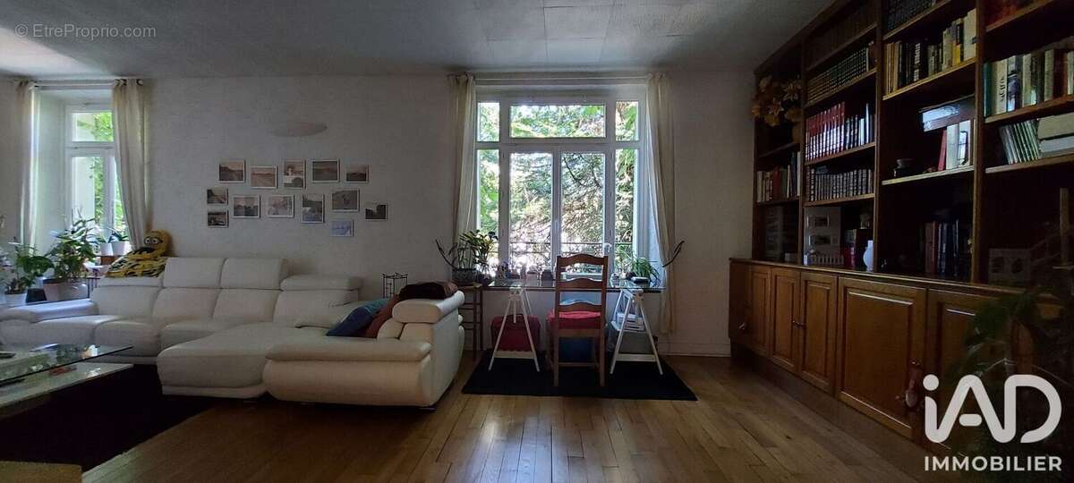 Maison 160 m² à Villecerf  - photo 3