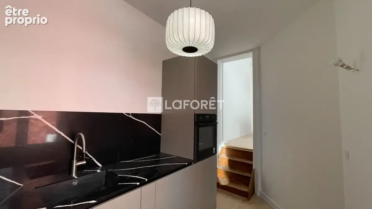 Superbe T4 de 85m² dans un immeuble de caractère - photo 11