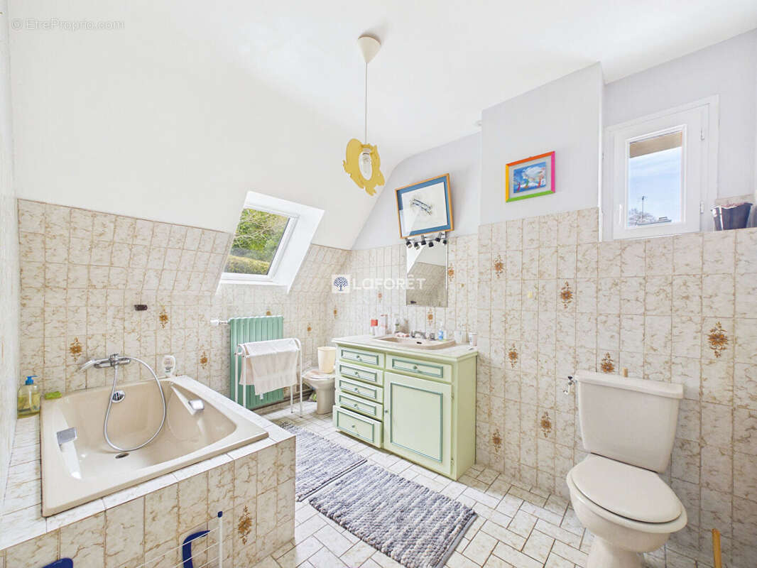 Maison à ERGUE-GABERIC