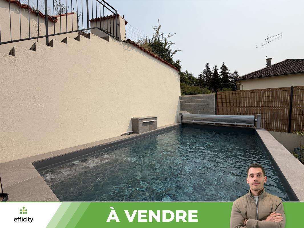 Maison 169 m² à Migne-Auxances  - photo 16