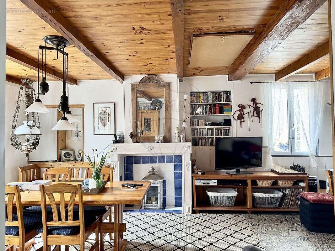 Maison à ETAULES