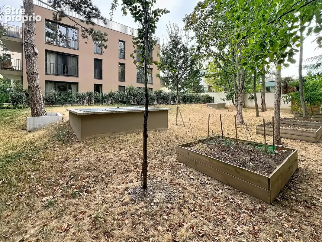 Appartement 1 pièce 31 m² à vendre à Chennevieres-Sur-Marne (94430) - photo 2