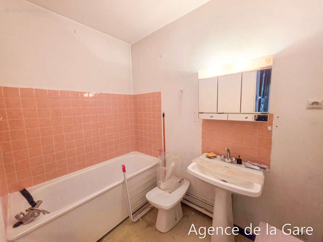 Appartement à SARTROUVILLE