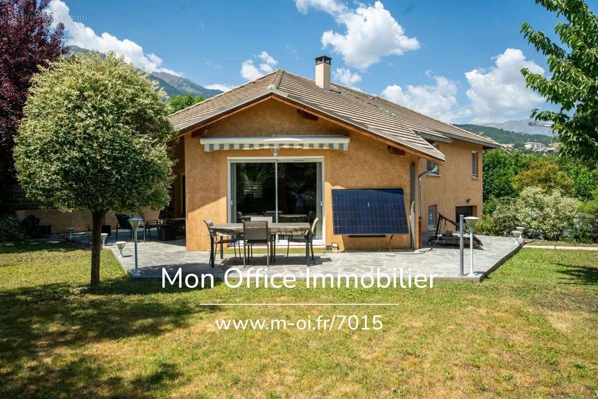 Référence : 7015-EBO. - Maison 4 pièces 160 m2 avec jardin proche plan d'eau - photo 11