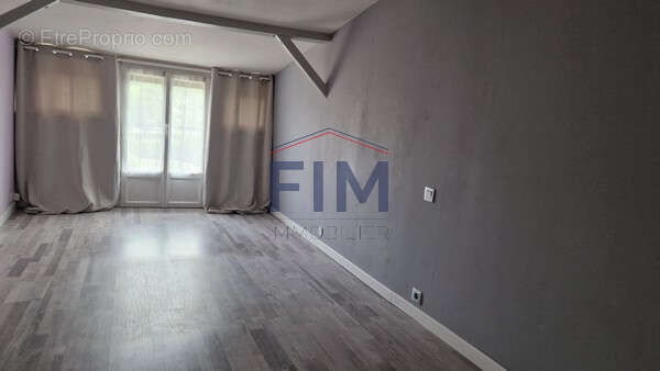 Maison à FORMERIE
