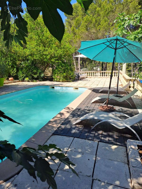 Maison à ENSUES-LA-REDONNE