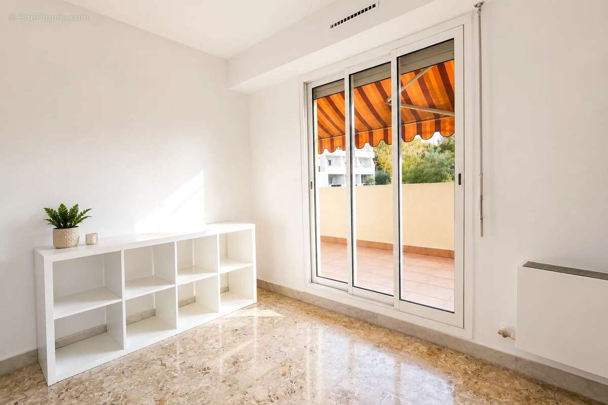 Nice "bas fabron" - dernier etage - 4p 93m²  terrasse 120m²  vue mer - photo 15