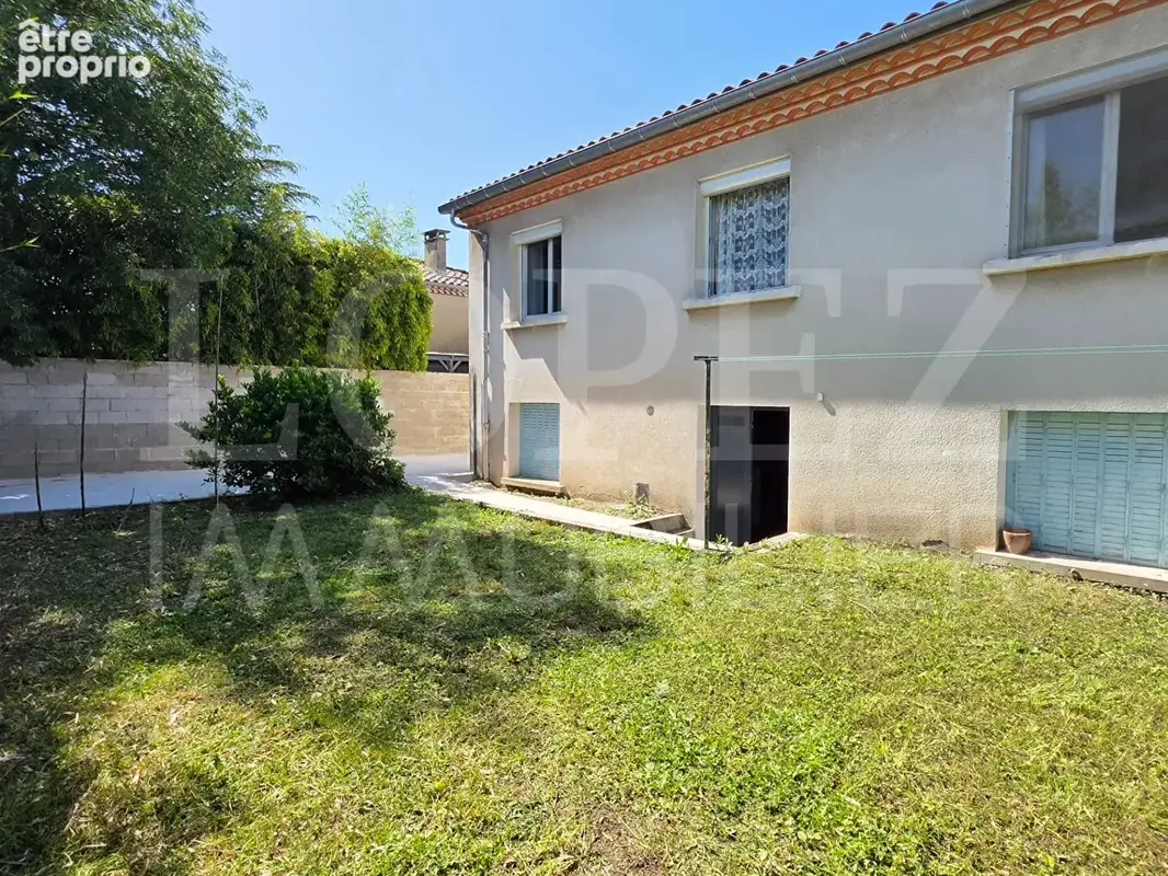 Maison à AUSSILLON