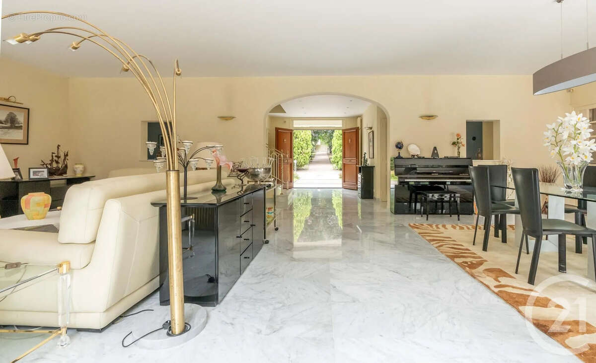 Maison à CHAMPIGNY-SUR-MARNE