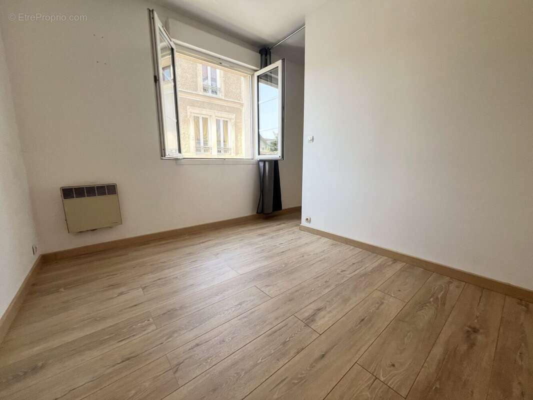 Appartement à CRECY-LA-CHAPELLE