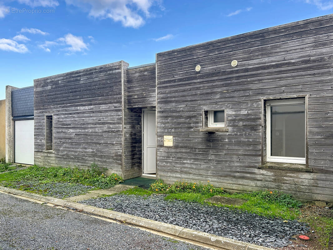 Maison à GRANDCAMP-MAISY