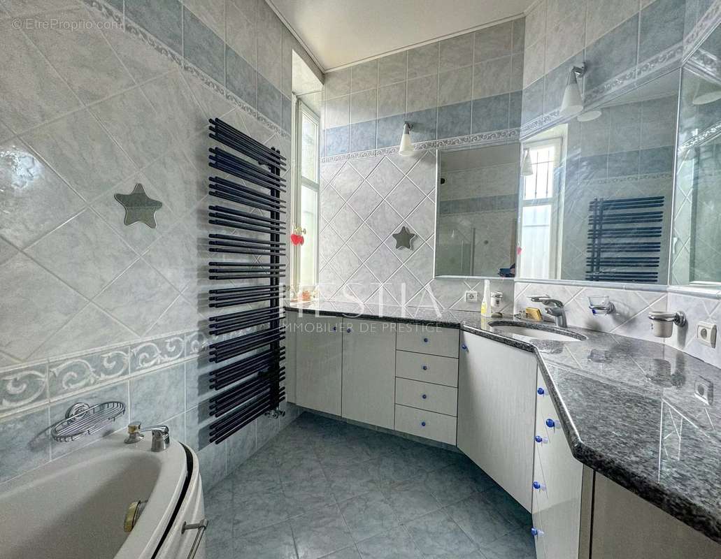 Maison à LA MOTTE-SERVOLEX