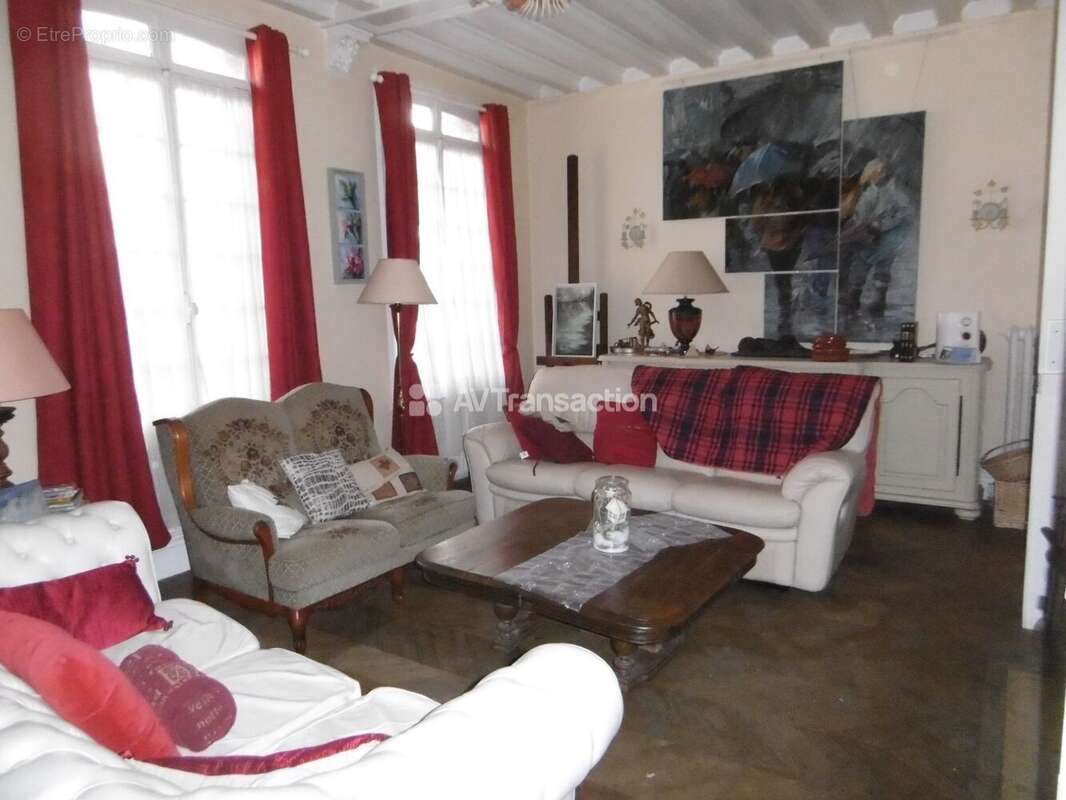 Autre à CAUDEBEC-LES-ELBEUF