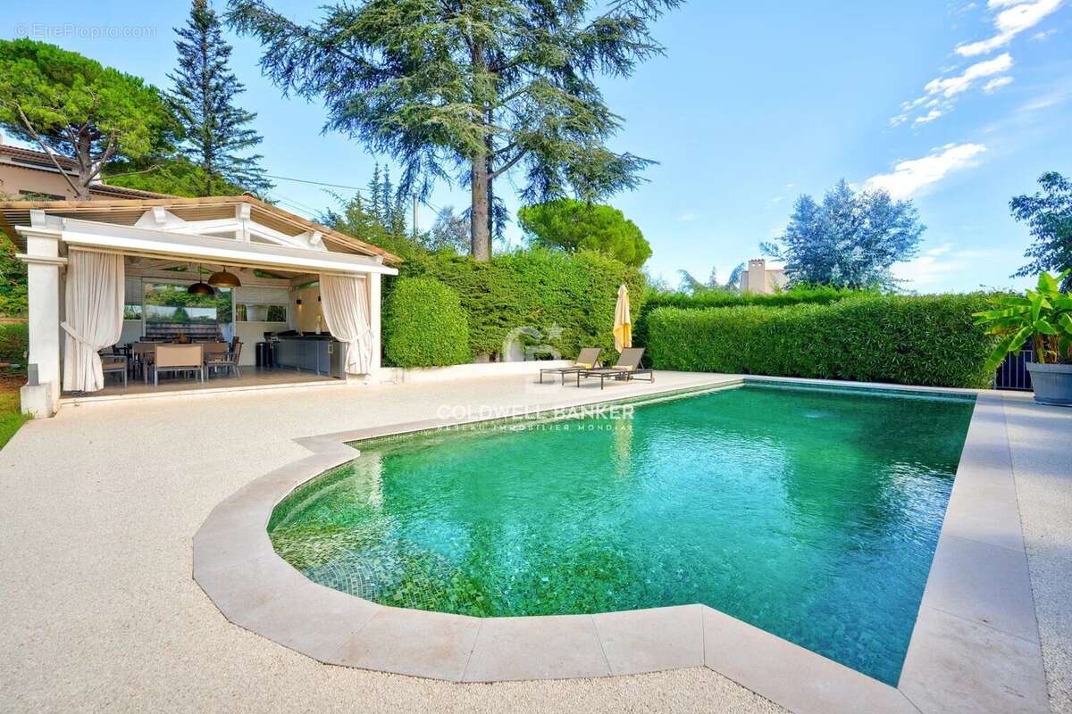Maison à MOUGINS