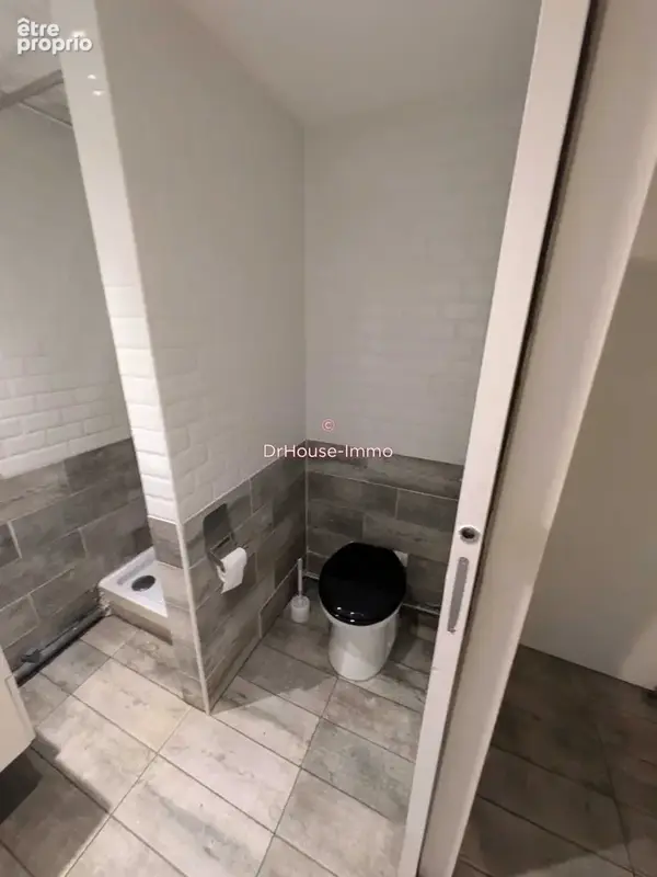 Appartement 4 pièces 74 m² à vendre à Marseille-8e (13008) - photo 8