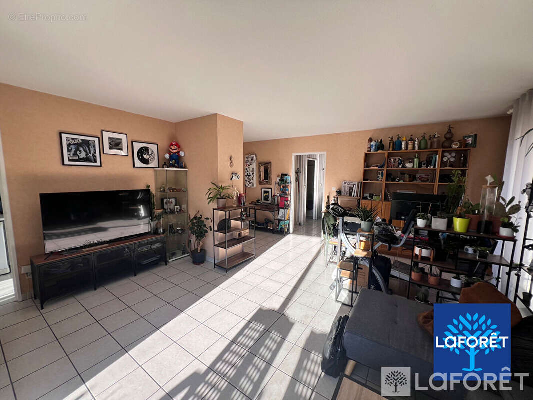 Appartement à OULLINS