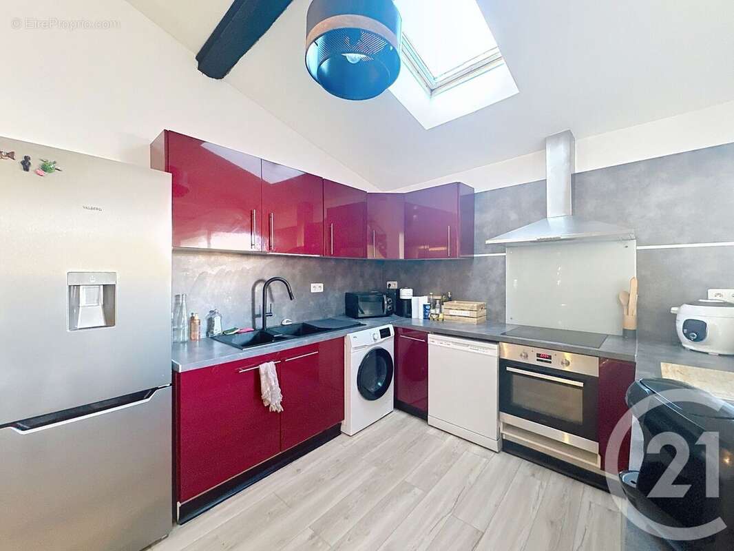 Photo 2 - Appartement à COURNONTERRAL