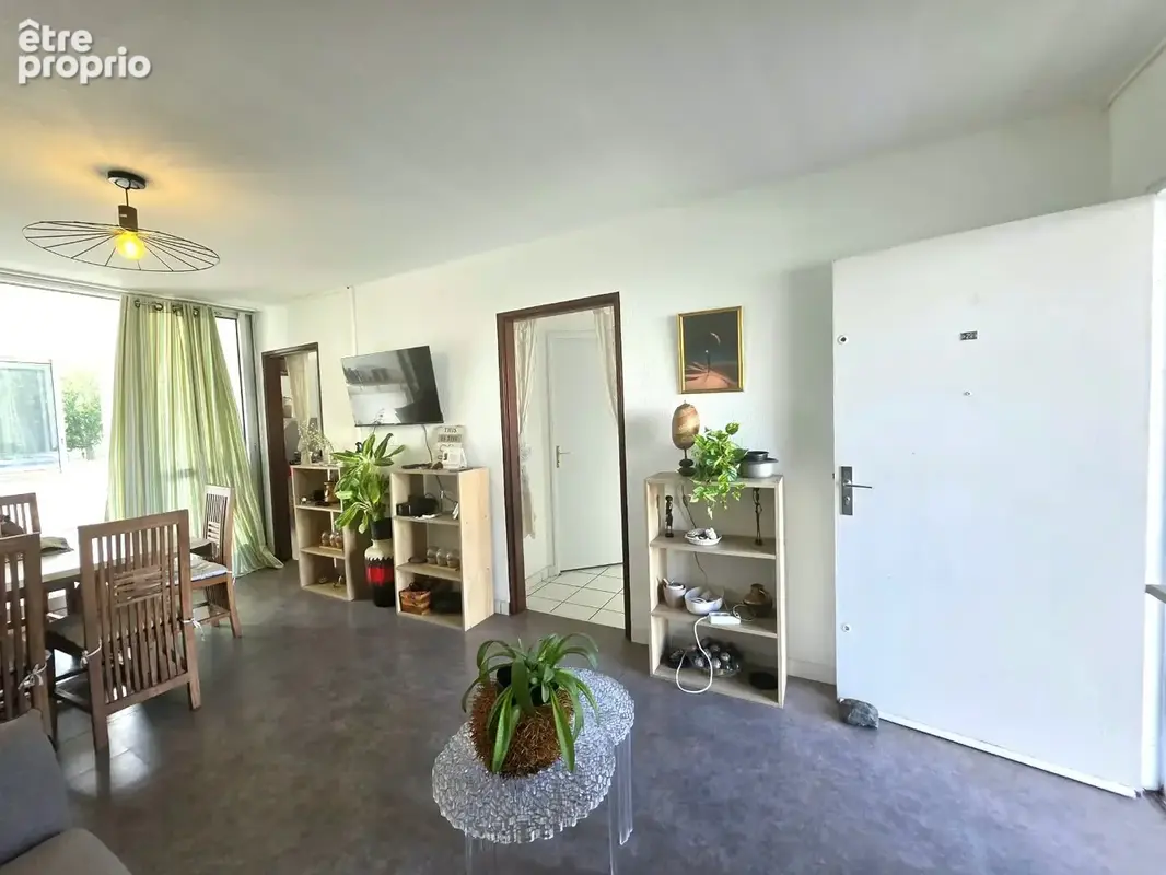 Appartement t4 / le port - photo 1