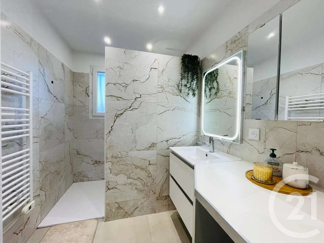 Appartement 67 m² à Borgo  - photo 7