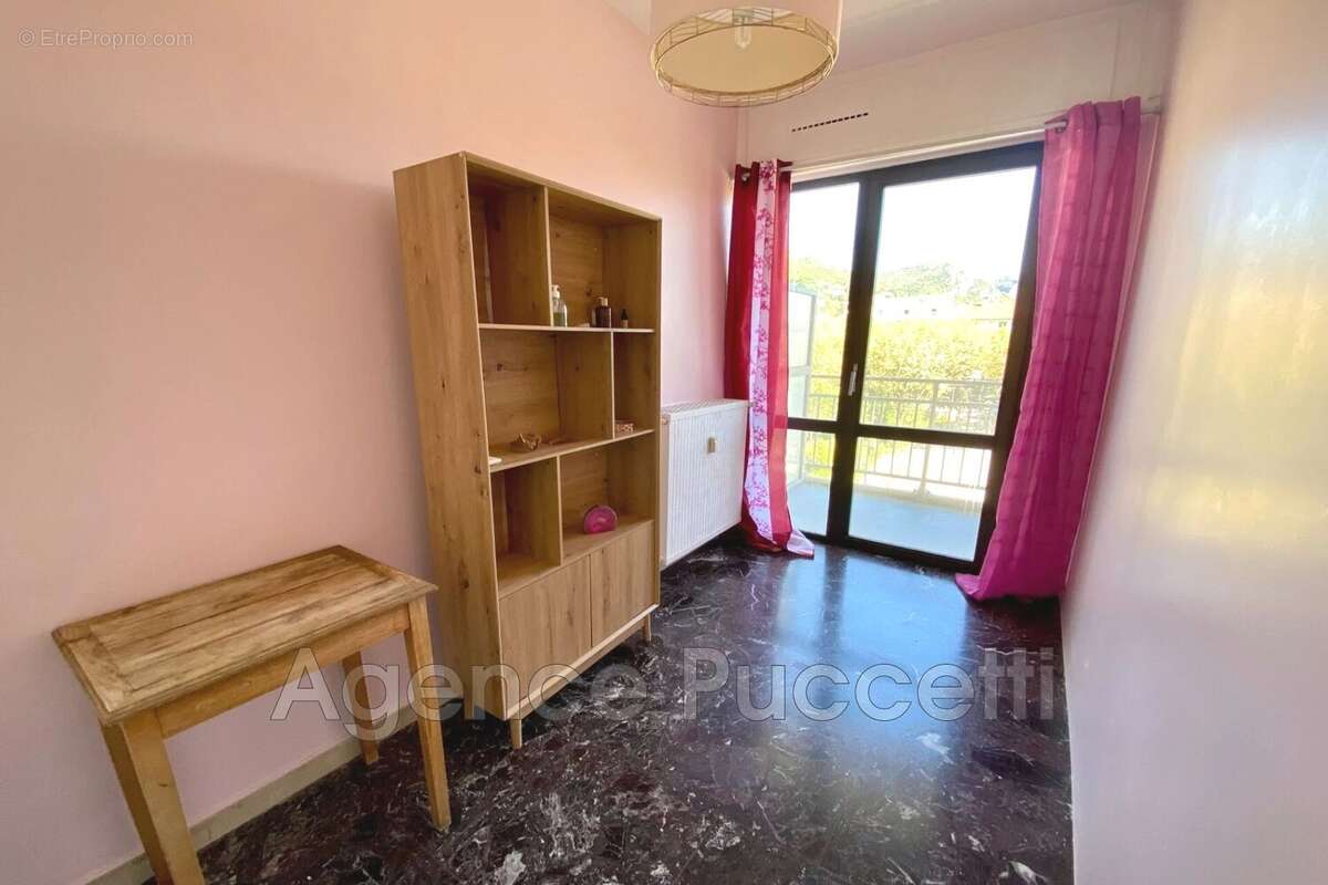Appartement à VENCE