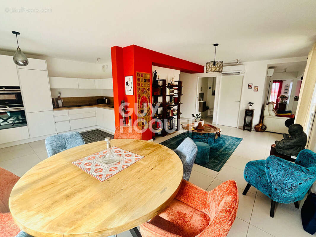 Appartement à VILLENEUVE-DE-LA-RAHO