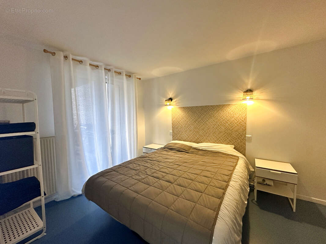 Maison à DECAZEVILLE