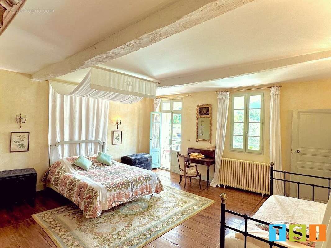 Maison à ESTADENS