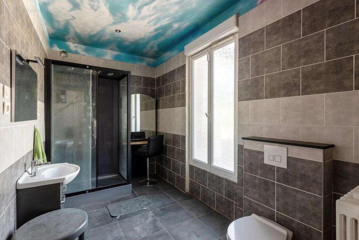Maison de 7 pièces de 185 m² à Montmirail - photo 11