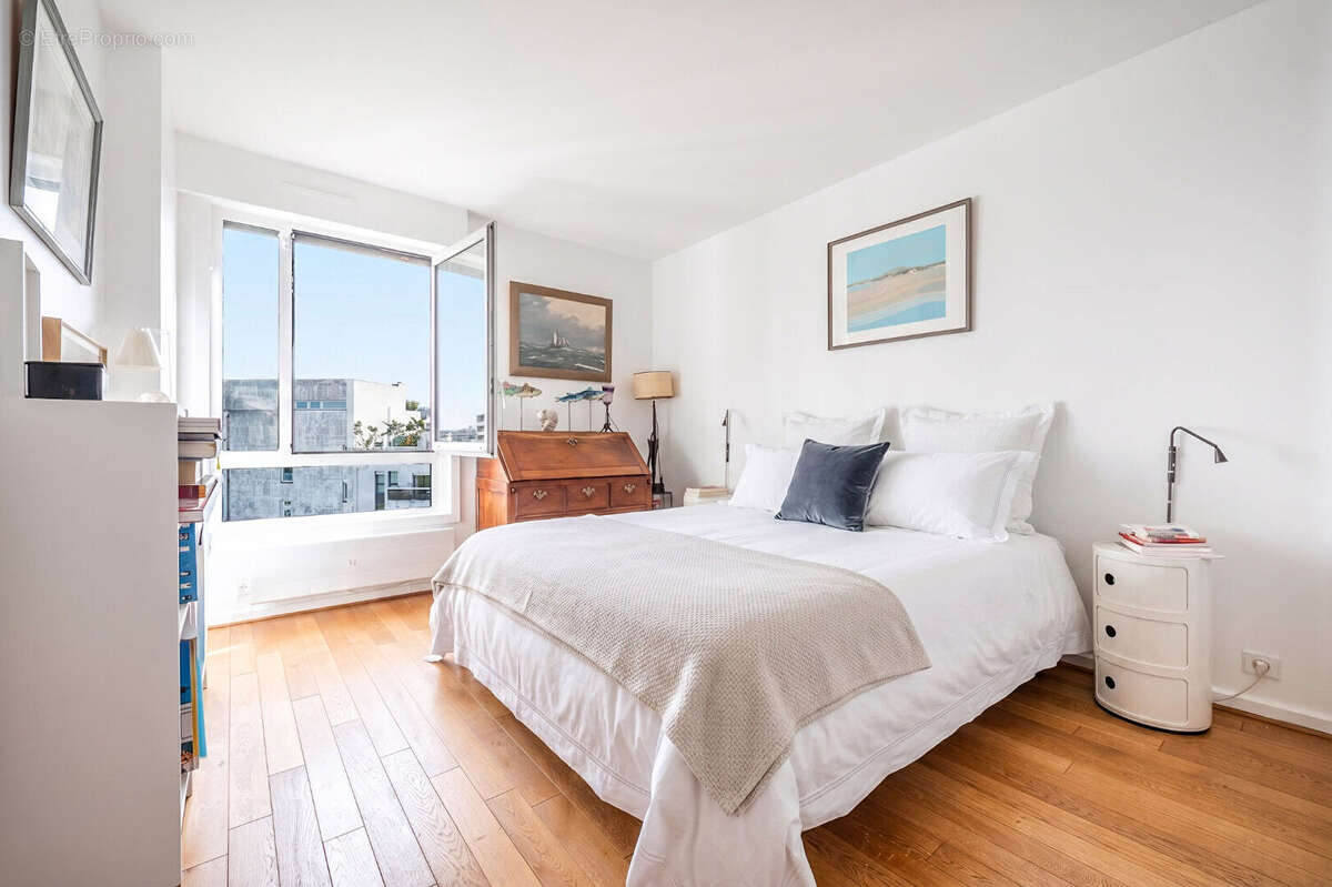Appartement à PARIS-12E