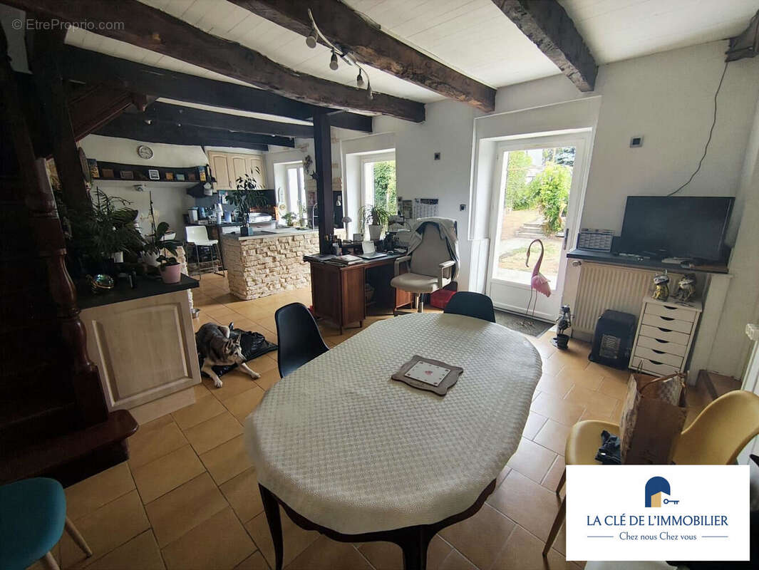 Maison 99 m² à Chateauneuf-Du-Faou  - photo 3