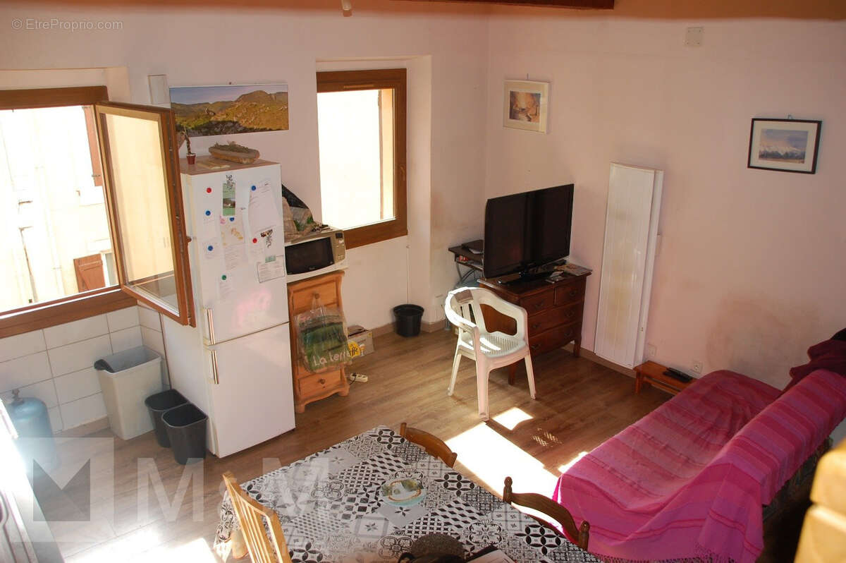 Maison à CAUDIES-DE-FENOUILLEDES