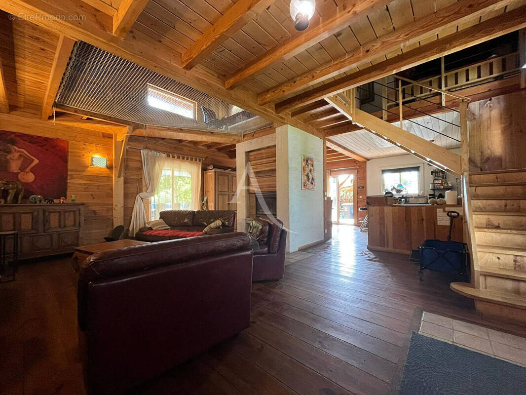 Maison à SAINT-JEAN-DE-RIVES