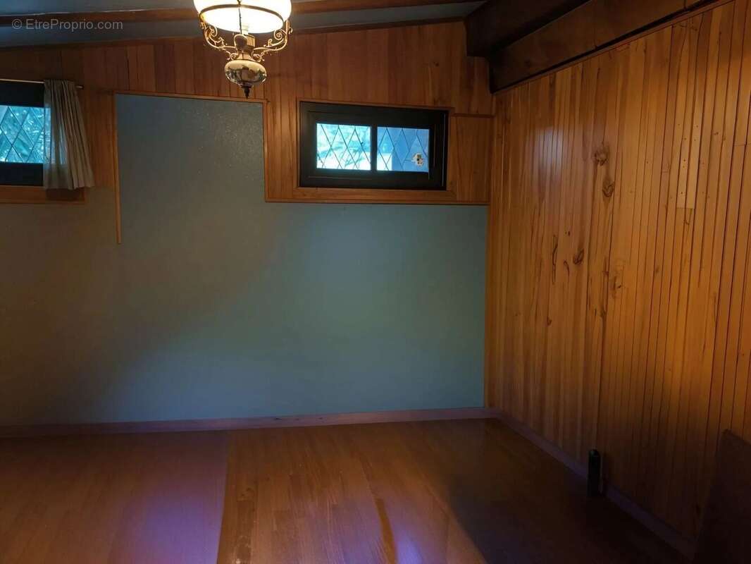 Maison à PUGET-ROSTANG