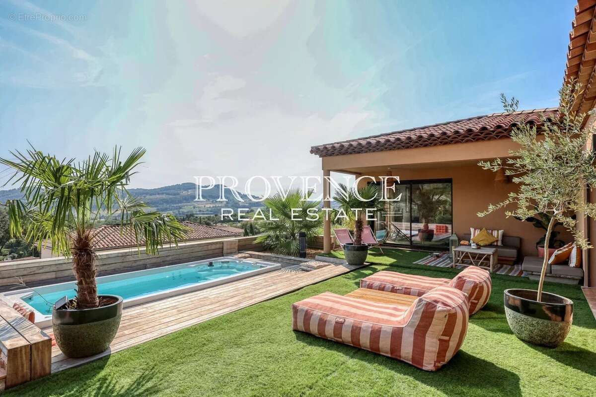 Le castellet - maison contemporaine - vue panoramique - photo 3