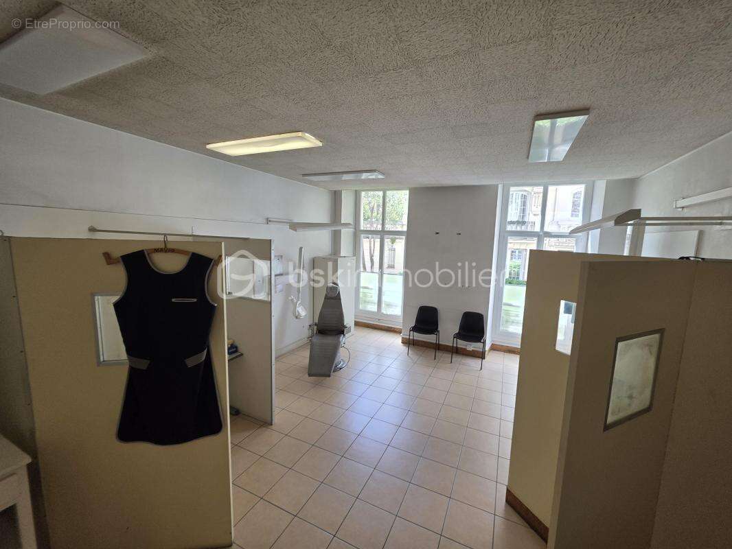 Nice centre – quartier des musiciens – local professionnel de 208 m² - photo 6