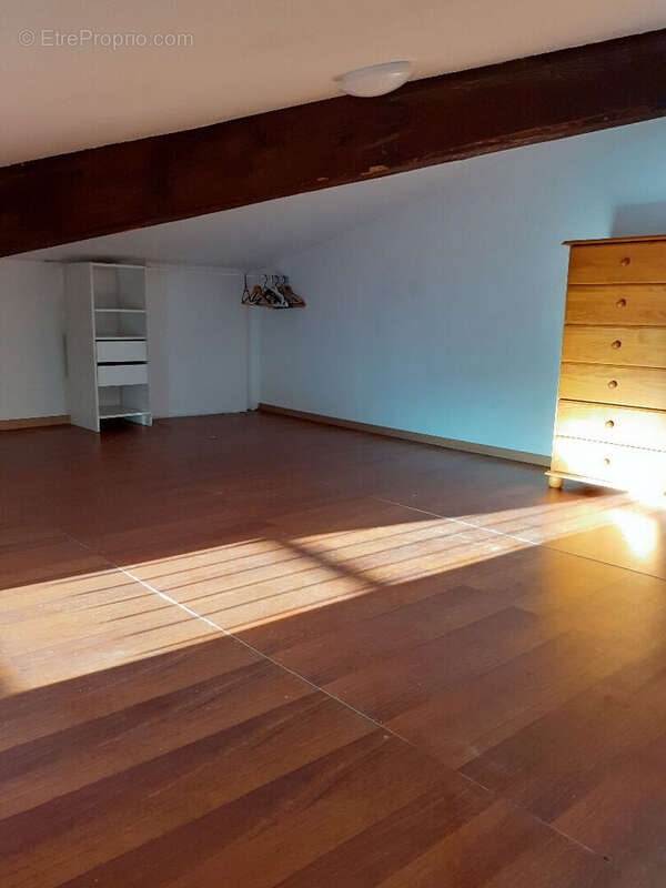 Appartement à JUJURIEUX