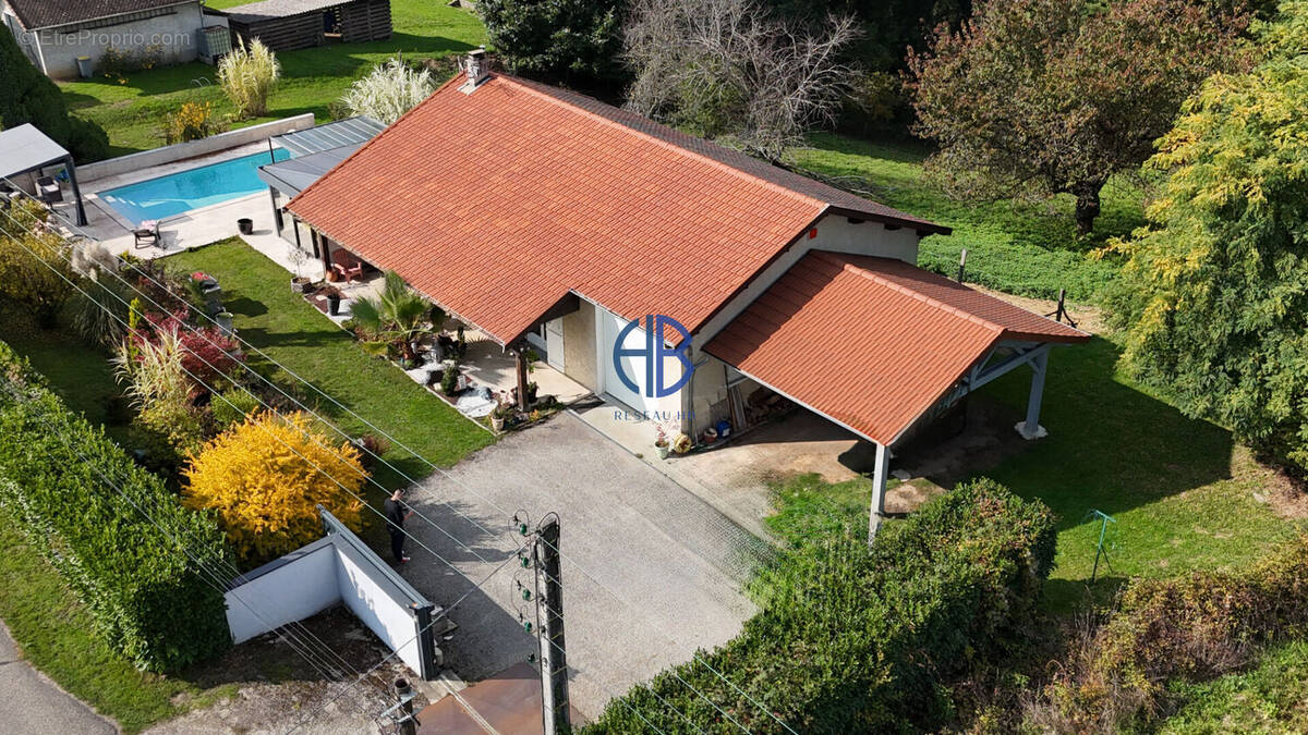 Maison à DOLOMIEU