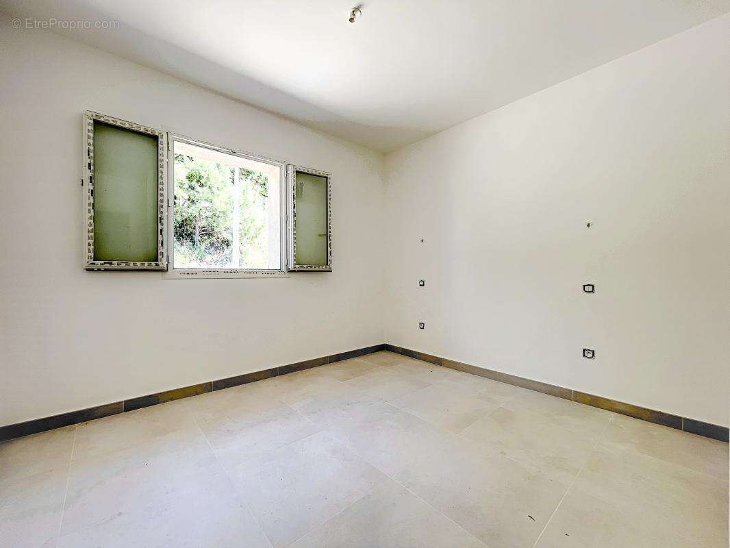 Maison 108 m² à Ginasservis  - photo 10