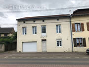 Maison à COURCELLES-CHAUSSY