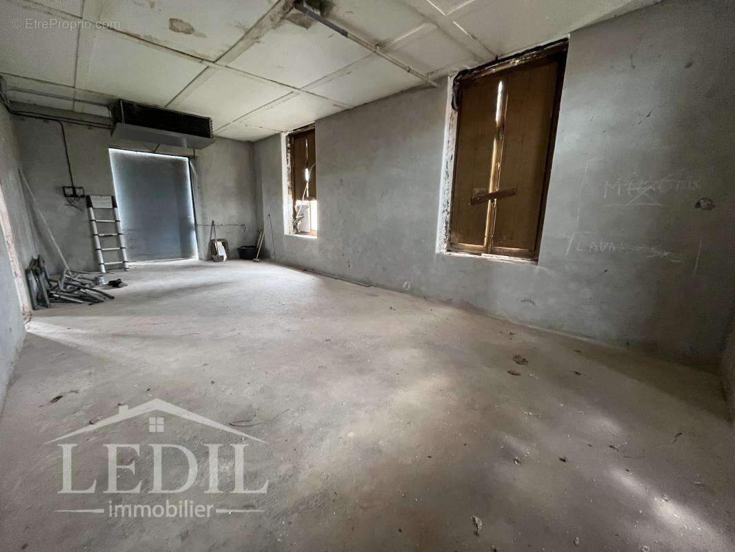 Maison à VALENCE-SUR-BAISE