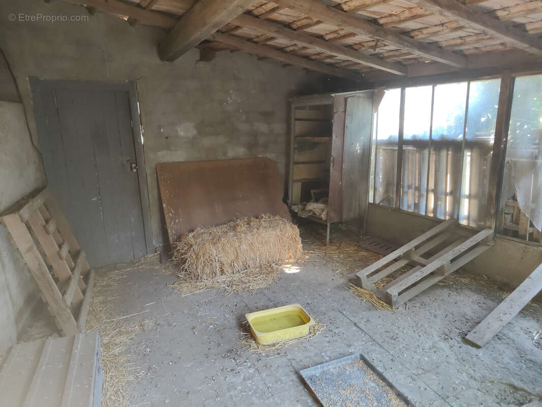 Maison de plain-pied de 76,22 m2 et un mazet - photo 15
